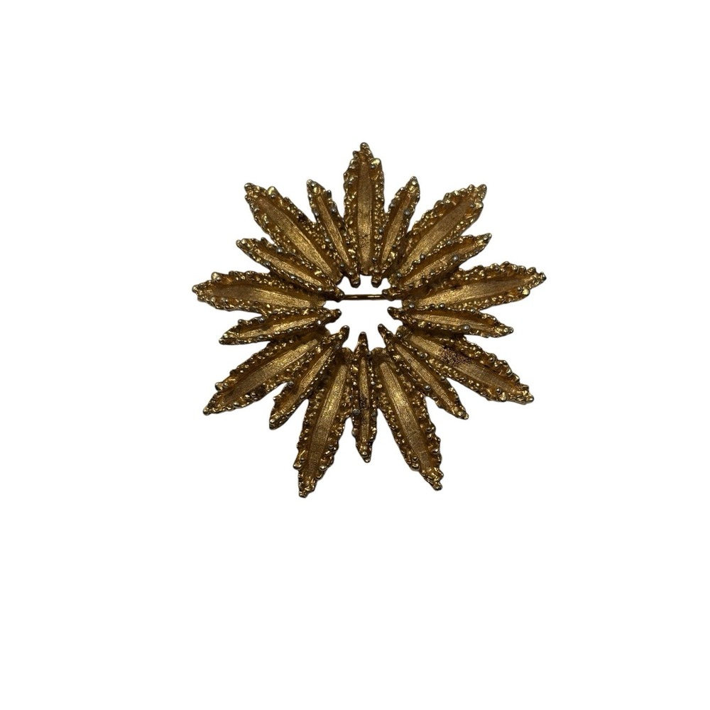 Vintage Signed Avon Gold Tone Textured Starburst Flower Brooch Pin